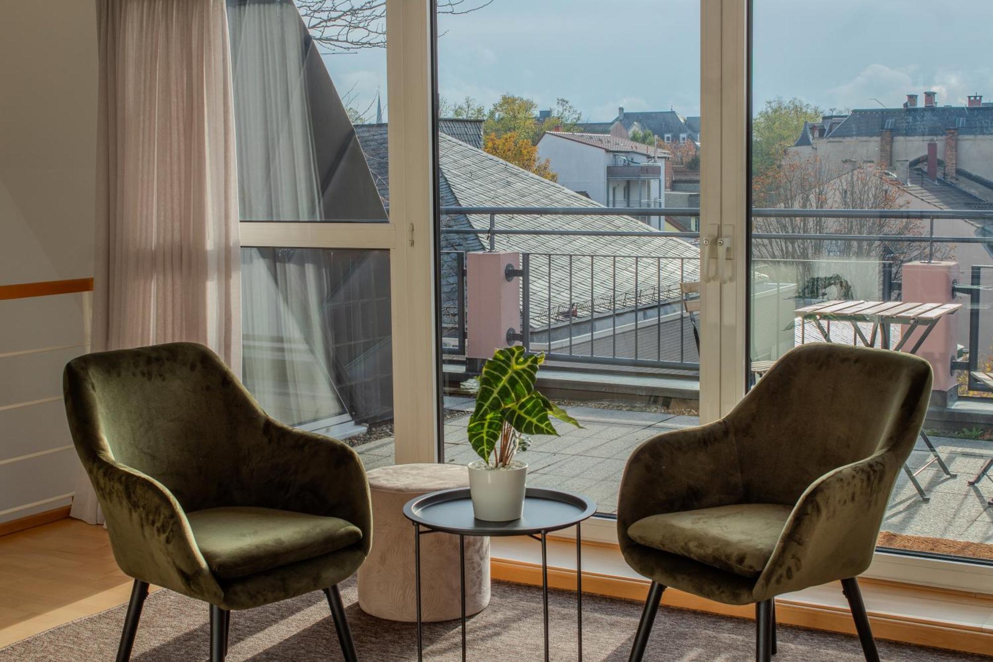 Penthouse-Maisonette - City Center, Highspeed Internet, Garage 沃尔姆斯 外观 照片