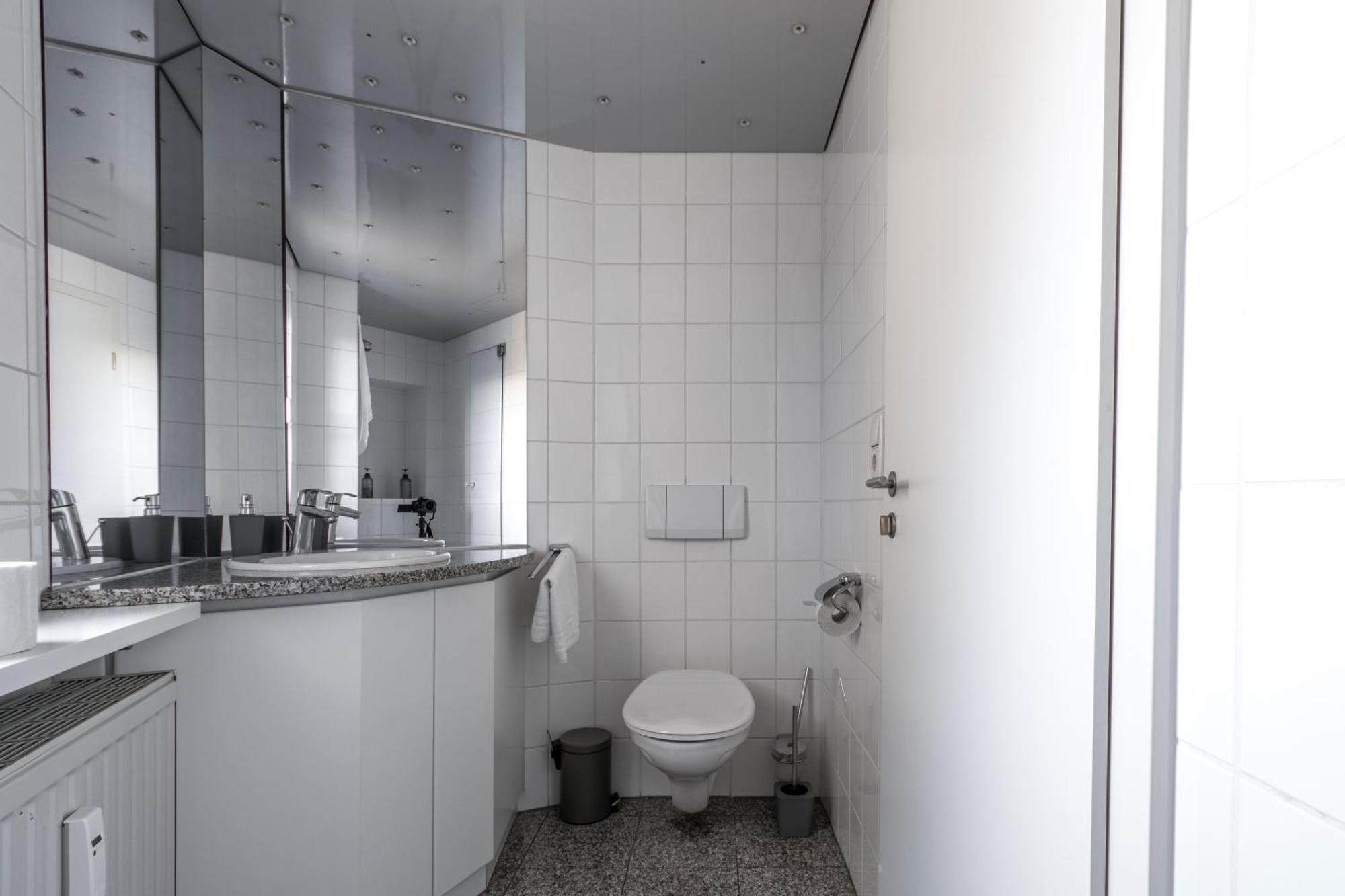 Penthouse-Maisonette - City Center, Highspeed Internet, Garage 沃尔姆斯 外观 照片